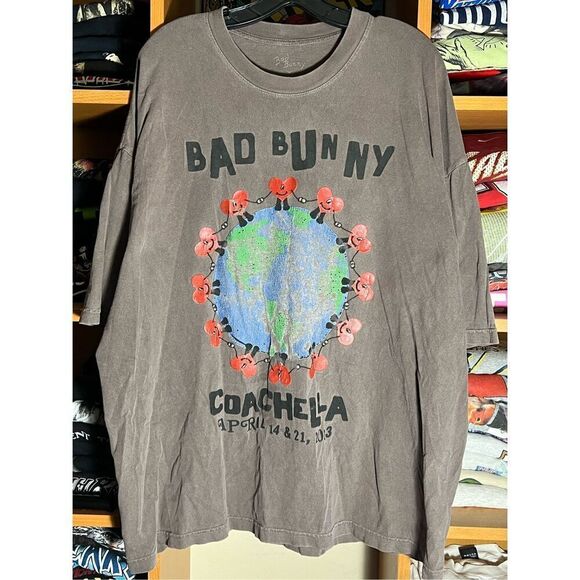 Bad Bunny Coachella 2023 Weekend 1 Earth Tee - Picture 1 of 5